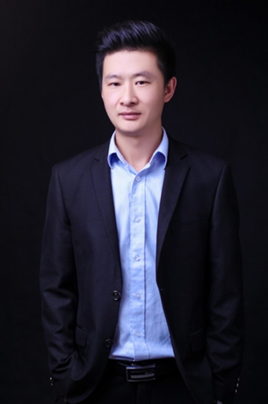 項目經(jīng)理于健