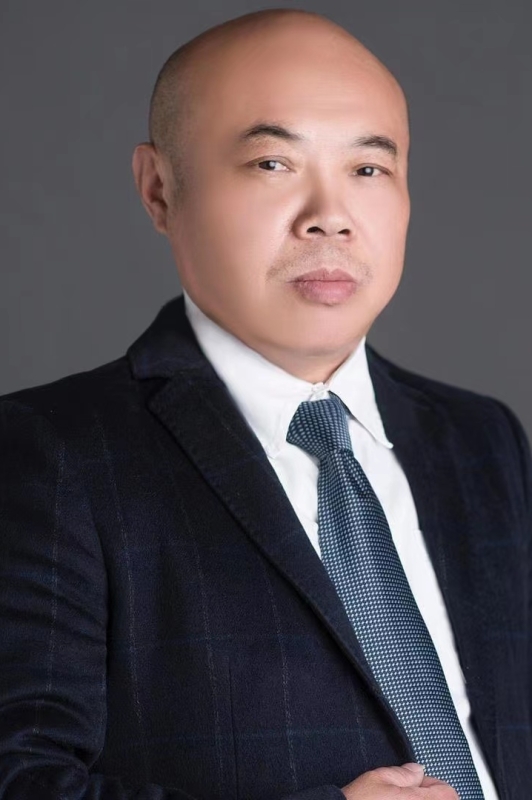 嚴云龍